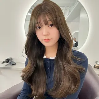 ロング 韓国ヘア/透明感 カラー🤍yukaのヘアスタイル