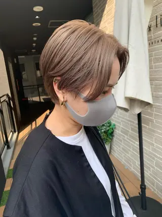 ショート カラー ヘアアレンジ kei🤎ベージュ /透明感カラー/博多のヘアスタイル