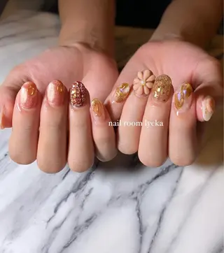 ネイル ﾈｲﾙﾙｰﾑﾘｯｶ 𝐦𝐚𝐲𝐮のネイルデザイン