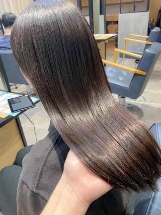セミロング カラー 【透明感、艶髪】西村 有司のヘアスタイル