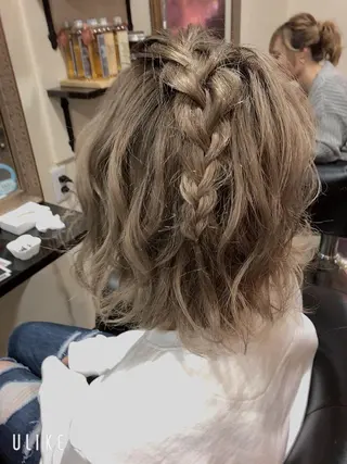 ミディアム ヘアアレンジ Mikuri 【Little】のヘアスタイル