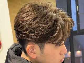 カラー パーマ メンズ 佐々木 輝のヘアスタイル