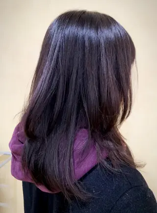 セミロング 吉川 茉由子のヘアスタイル