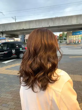 セミロング カラー 菊地 旬のヘアスタイル
