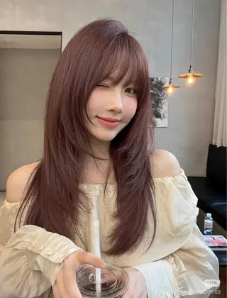 カラー 韓国風レイヤーカラー ライムのヘアスタイル