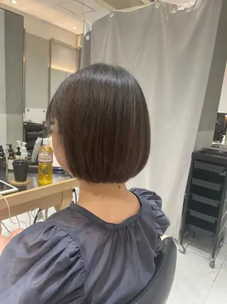 ショート オリーブ カラー✨有坂映哉のヘアスタイル