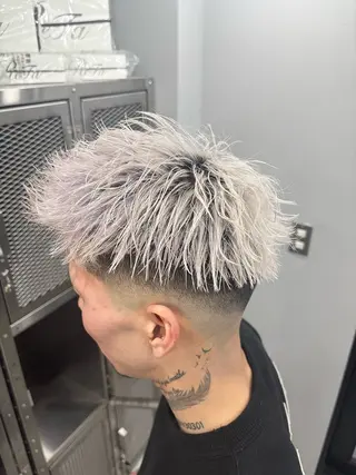 ショート カラー メンズ特化サロン 高山佑真のヘアスタイル