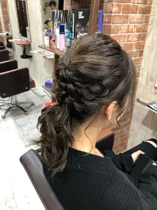 ヘアアレンジ みやもと まなみのヘアスタイル