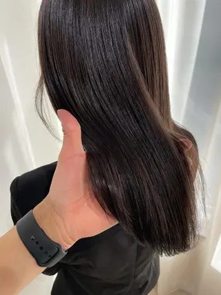 セミロング カラー 過去一の柔髪ヘア 🌿einshairのヘアスタイル