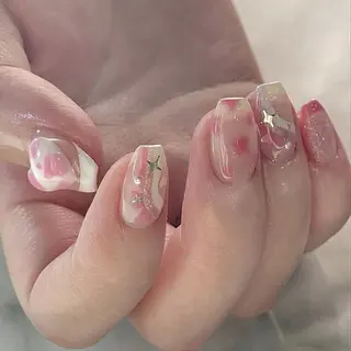 ネイル Queens 榊 まおのネイルデザイン