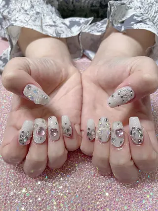 ミディアム ネイル 《LB》ラブリエ Nail&eyeのマツエク・マツパデザイン
