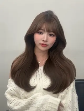 セミロング 🎀 うる艶透明感 カラー / 錦糸町のヘアスタイル