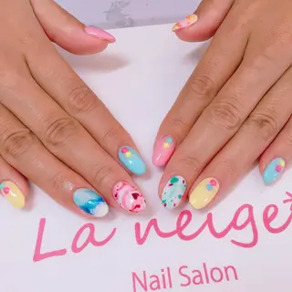 ネイル La neige* yuki 🐩🌙のネイルデザイン