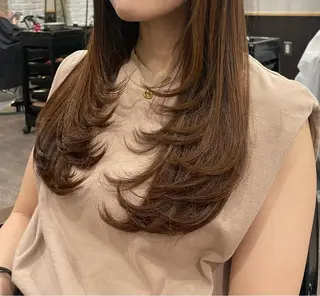 セミロング 🫧透明感ケアカラー 守利🫧のヘアスタイル