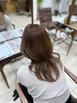 ミディアム Sae/透け感カラー /盛れる顔周りのヘアスタイル