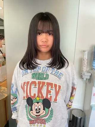 ミディアム ハイトーン/レイヤー 似合わせ・ユキノのヘアスタイル