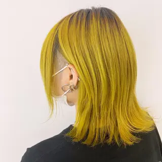ミディアム カラー 渡邊 唯のヘアスタイル