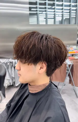 パーマ メンズ マッシュパーマ fifth岡村優作のヘアスタイル