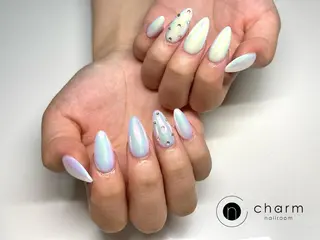 ネイル ネイルルーム チャームのネイルデザイン