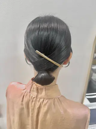 ミディアム ヘアアレンジ オタク美容師☃️🩵 ヘアアレンジ/暗髪のヘアスタイル