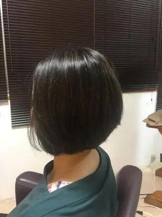 ショート カラー 嘉手納美容室 ルアナエヴァのヘアスタイル