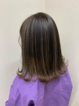 ミディアム カラー 🫧透明感カラー🫧 美髪矯正🫧チサトのヘアスタイル