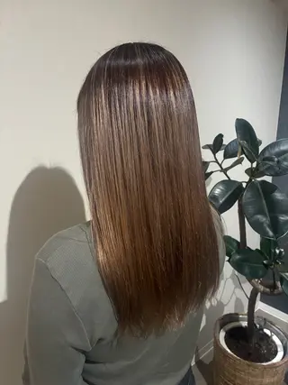 ロング カラー Re room. 女性スタイリストのヘアスタイル