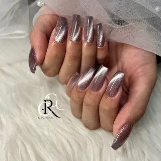 ショート 美フォルムスカルプ✨ RENAのネイルデザイン