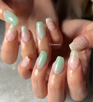 ネイル Minako 【Charmant】のネイルデザイン