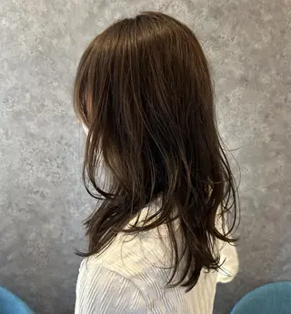 カラー 大城戸 暖のヘアスタイル