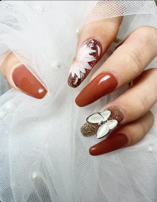 ネイル Bavardage Nailのネイルデザイン