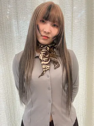 カラー ✨ブリーチカラー特化 美容師/なぎさのヘアスタイル