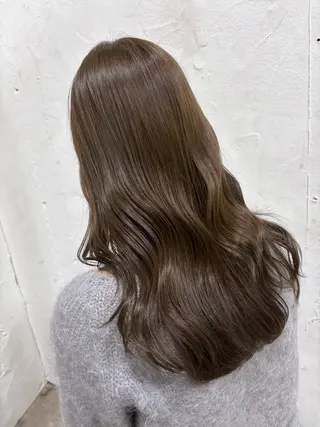 ロング カラー 小顔ショート/透明感 カラー/チサトのヘアスタイル