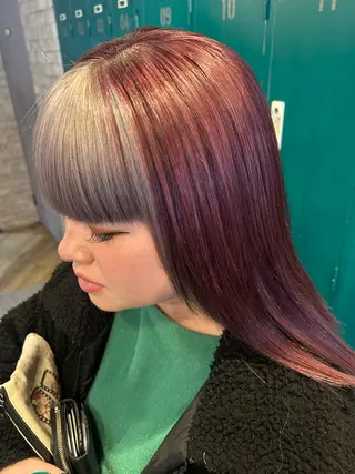 ミディアム 園田 彩音のヘアスタイル