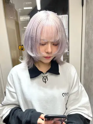カラー 🦋ハイトーン×ア レンジ💫Leenaのヘアスタイル