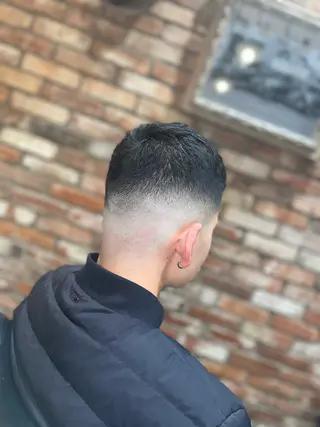 ショート メンズ ITO TOMのヘアスタイル