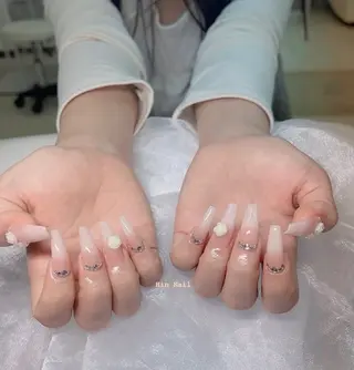 ネイル Hin Nail Osaka所属・Hin Nailsのネイルデザイン