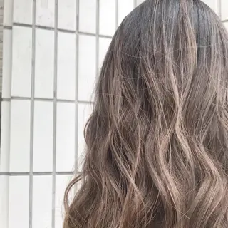 ロング カラー ヘアアレンジ シアーベージュニスト 🥣大石亜里紗のヘアスタイル