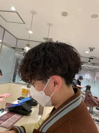 パーマ メンズ カラー/カット toshikiのヘアスタイル