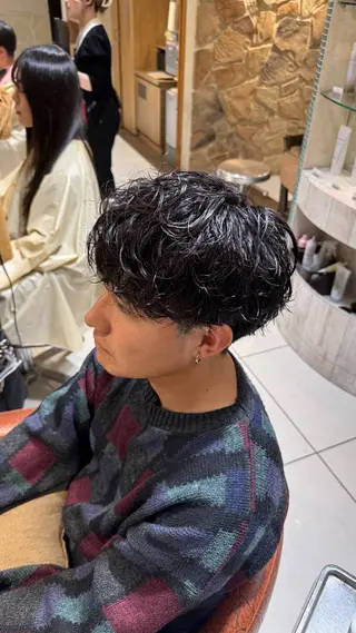 ショート カラー パーマ ヘアアレンジ メンズ 新宿のパーマ職人/ メンズパーマ/石見のヘアスタイル