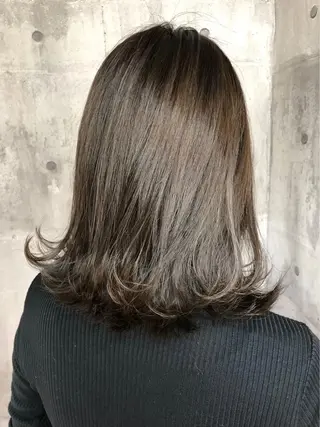 ミディアム 透明感♡グレージュ ♡ミルクティー♡のヘアスタイル