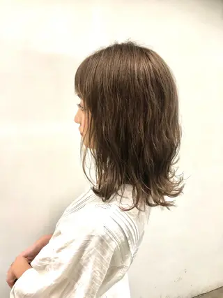 ミディアム カラー 東條 克義のヘアスタイル