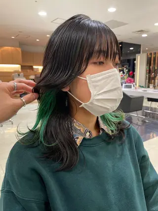 セミロング 齋藤 尋真のヘアスタイル