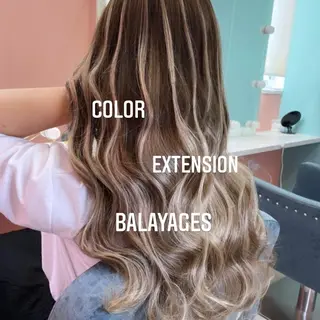 ロング カラー エクステ🩵ブリーチ 韓国ヘア🩵KAEのヘアスタイル