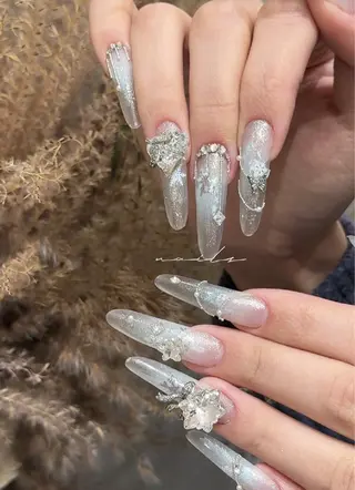 ネイル D-BEAUTY Nailsalonのネイルデザイン