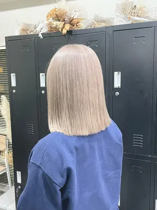 ミディアム カラー パーマ ヘアアレンジ メンズ キッズ ネイル マツエク・マツパ 切りっぱなしヘアボブ ミディアムヘアRYOのヘアスタイル