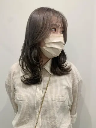 セミロング 落合希 Olivebeigeのヘアスタイル