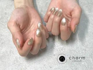 ネイル ネイルルーム チャームのネイルデザイン