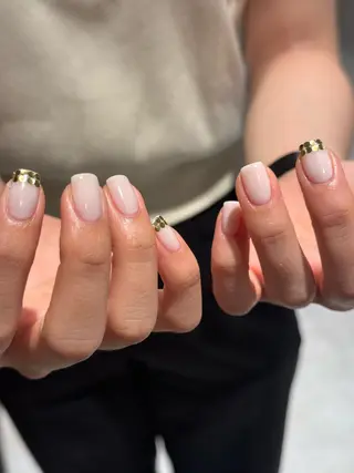 ネイル airi 🤍のネイルデザイン
