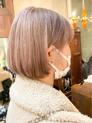 ショート 白髪ぼかし×デザイン 🕊️🫧ホウジョウのヘアスタイル